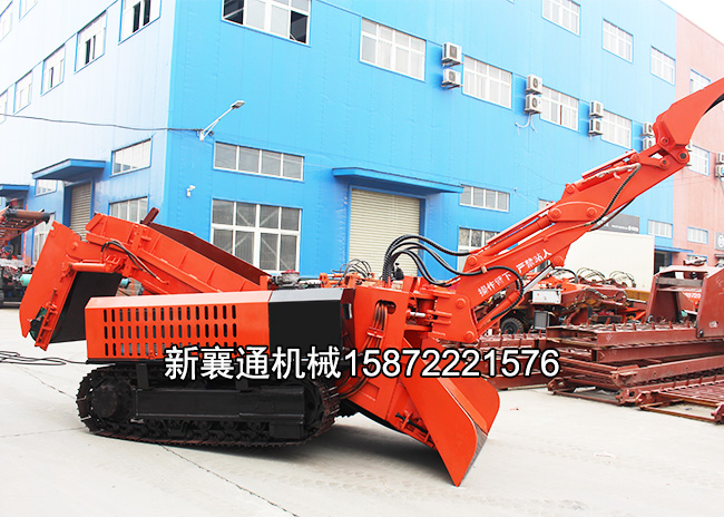 http://www.qzhfled.com/upload/80履帶皮帶折尾扒渣機.jpg